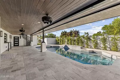 910 E Kaler Drive, Phoenix, AZ 85020 - Photo 45