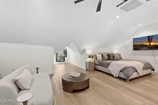 910 E Kaler Dr, Phoenix, AZ 85020 - Photo 31