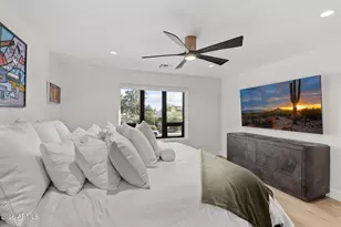 910 E Kaler Dr, Phoenix, AZ 85020 - Photo 41
