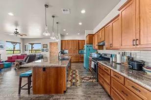 29245 S Buckaroo Rd, Congress, AZ 85332 - Photo 11