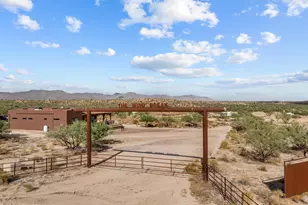 29245 S Buckaroo Rd, Congress, AZ 85332 - Photo 5