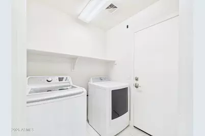 22621 N 34th Lane, Phoenix, AZ 85027 - Photo 11