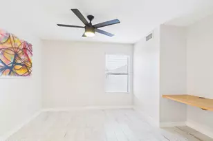 22621 N 34th Ln, Phoenix, AZ 85027 - Photo 13
