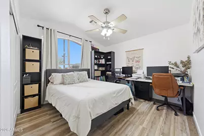 10414 W Daley Lane, Peoria, AZ 85383 - Photo 27