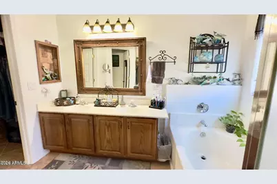 630 E Racine Place, Casa Grande, AZ 85122 - Photo 23