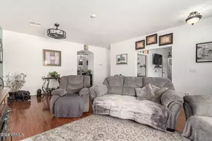 630 E Racine Pl, Casa Grande, AZ 85122 - Photo 5