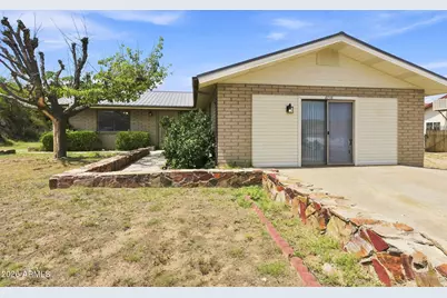 8738 S Sharps Road, Globe, AZ 85501 - Photo 1