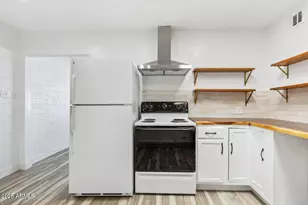 11135 W Florida Ave, Youngtown, AZ 85363 - Photo 13