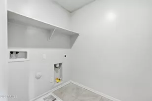 3933 S 82nd Dr, Phoenix, AZ 85043 - Photo 33