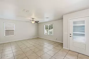 3933 S 82nd Dr, Phoenix, AZ 85043 - Photo 5