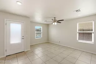 3935 S 82nd Dr, Phoenix, AZ 85043 - Photo 5