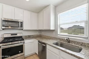3935 S 82nd Dr, Phoenix, AZ 85043 - Photo 13