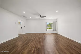 4302 N 18th Pl, Phoenix, AZ 85016 - Photo 13