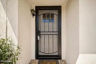 4302 N 18th Pl, Phoenix, AZ 85016 - Photo 9