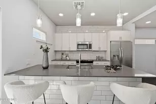 2727 E Thomas Rd, Phoenix, AZ 85016 - Photo 17