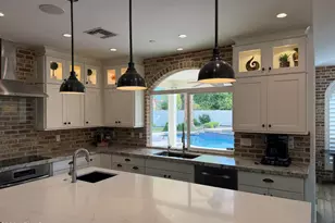 9195 N 101st St, Scottsdale, AZ 85258 - Photo 3