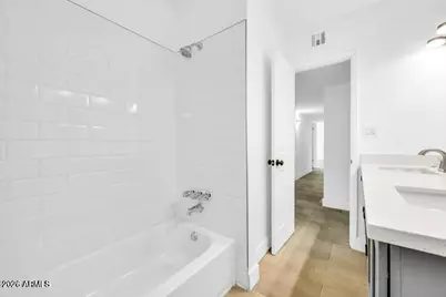 1107 E Marlette Avenue, Phoenix, AZ 85014 - Photo 17