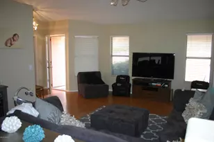 4827 E Mossman Rd, Phoenix, AZ 85054 - Photo 9