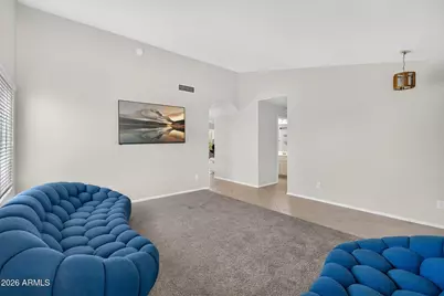 10209 E Coopers Hawk Drive, Sun Lakes, AZ 85248 - Photo 5