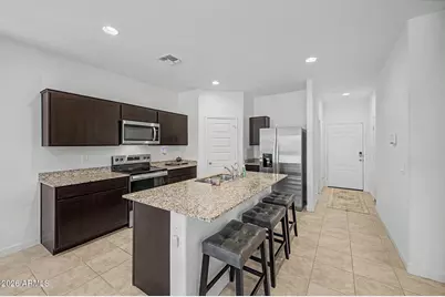 5557 E Axle Lane, San Tan Valley, AZ 85140 - Photo 9