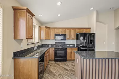 4382 E Rose Quartz Lane, San Tan Valley, AZ 85143 - Photo 11