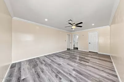 6321 W Becker Lane, Glendale, AZ 85304 - Photo 7