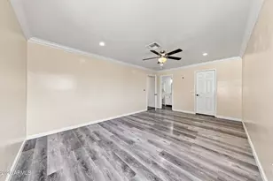 6321 W Becker Ln, Glendale, AZ 85304 - Photo 7