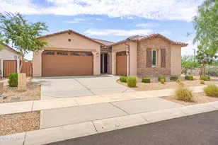 15053 W Desert Hollow Dr, Surprise, AZ 85387 - Photo 1