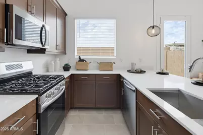 15053 W Desert Hollow Drive, Surprise, AZ 85387 - Photo 45