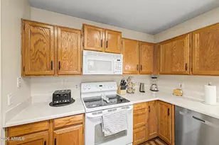 1951 N 64th St, Mesa, AZ 85205 - Photo 9