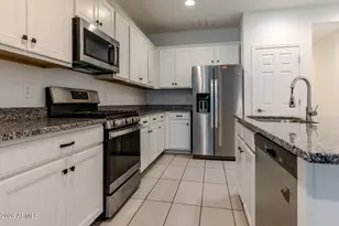 4219 S 57th Dr, Phoenix, AZ 85043 - Photo 11