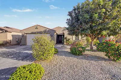 1041 W Glen Canyon Drive, San Tan Valley, AZ 85140 - Photo 3