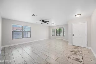 6672 S Vernon Dr, Chandler, AZ 85249 - Photo 5