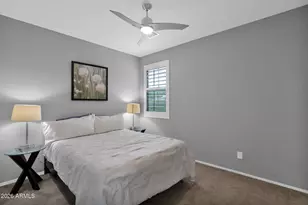 10219 W Lawrence Ln, Peoria, AZ 85345 - Photo 13