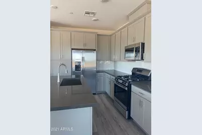 773 E Lark Street #201, Gilbert, AZ 85297 - Photo 9