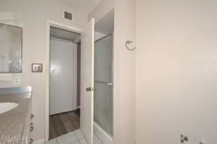 11840 N 49th Ave, Glendale, AZ 85304 - Photo 43