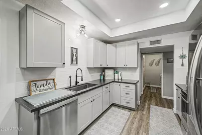 8028 E Milagro Avenue, Mesa, AZ 85209 - Photo 17