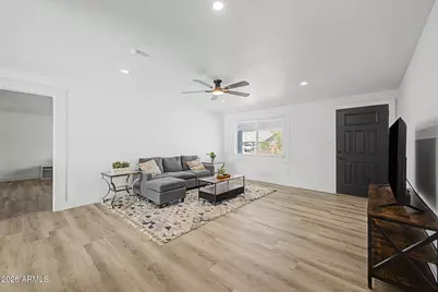 1626 N 55th Drive, Phoenix, AZ 85035 - Photo 9
