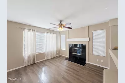 18819 N 39th Way, Phoenix, AZ 85050 - Photo 7
