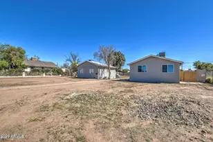 6807 N 61st Ave, Glendale, AZ 85301 - Photo 3