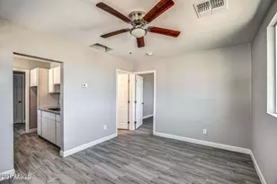 6807 N 61st Ave, Glendale, AZ 85301 - Photo 7