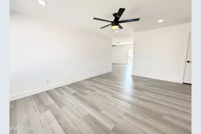 2601 E Hopi Avenue, Mesa, AZ 85204 - Photo 3