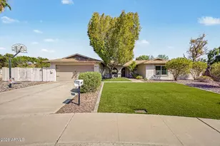 2415 W Dailey St, Phoenix, AZ 85023 - Photo 1