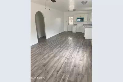 6706 N 55th Avenue, Glendale, AZ 85301 - Photo 3