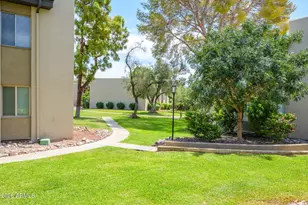 4201 E Camelback Rd, Phoenix, AZ 85018 - Photo 23
