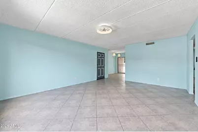 4201 E Camelback Road #31, Phoenix, AZ 85018 - Photo 5
