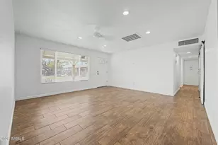 6836 N 33rd Dr, Phoenix, AZ 85017 - Photo 9