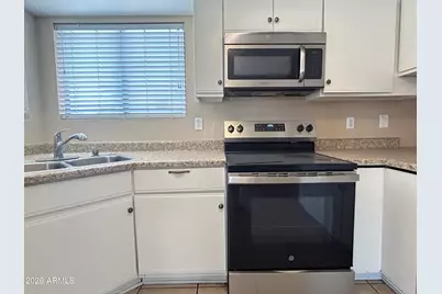 8033 W McLellan Road, Glendale, AZ 85303 - Photo 9