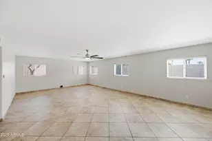 2743 E Verbena Dr, Phoenix, AZ 85048 - Photo 7