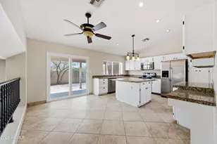 2743 E Verbena Dr, Phoenix, AZ 85048 - Photo 11